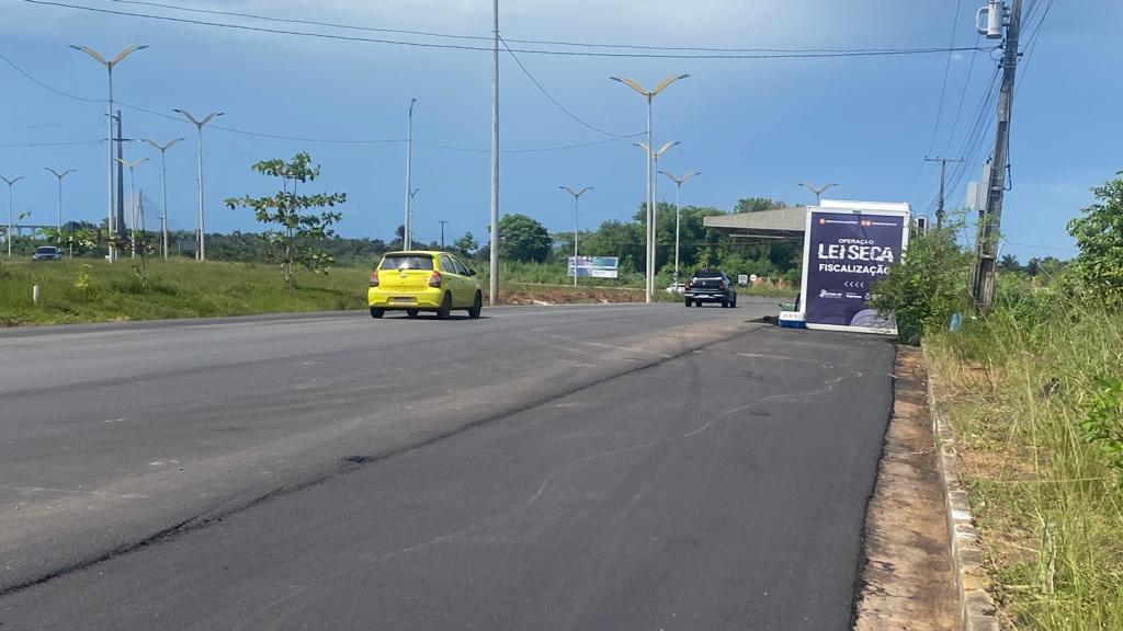 Barreira de trânsito na Ponte Rio Negro desativada