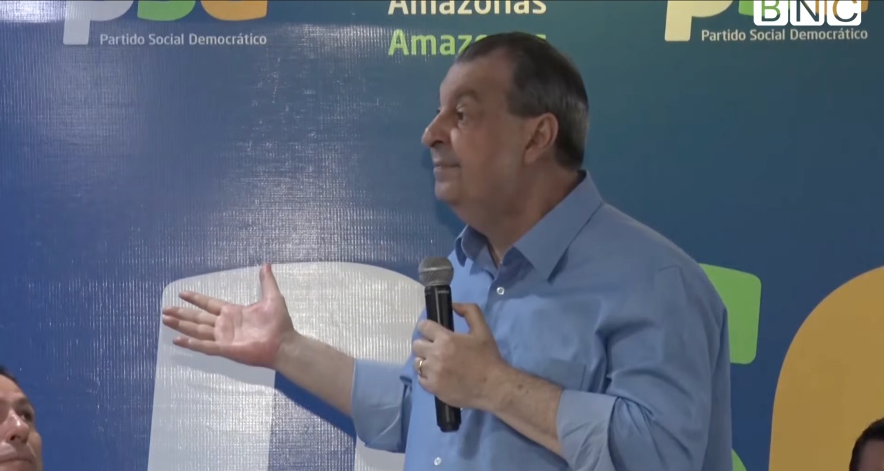 Omar Aziz chama Arthur Neto de Honestão e Menezes de subserviente