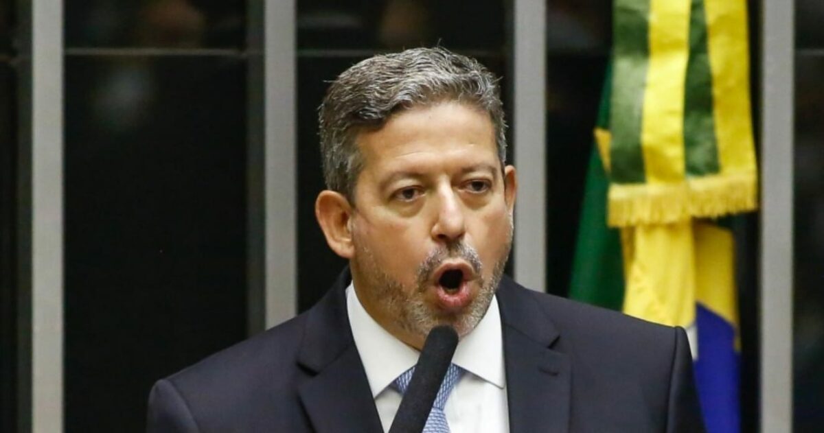 Aliado a Bolsonaro, Lira diz que aumento da gasolina foi 'tapa na cara'
