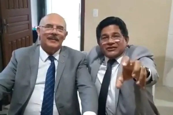 Pastor fundou até faculdade com influência de lobista no MEC