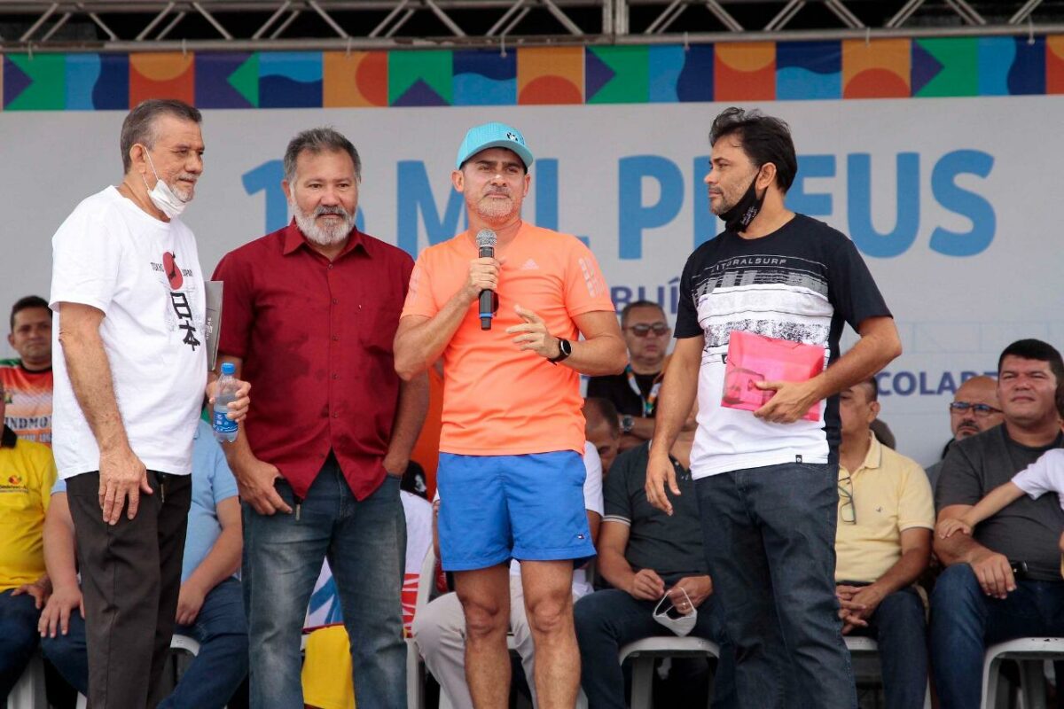 Prefeito lança programa ‘kit pneus’ e beneficia mais de 8 mil trabalhadores