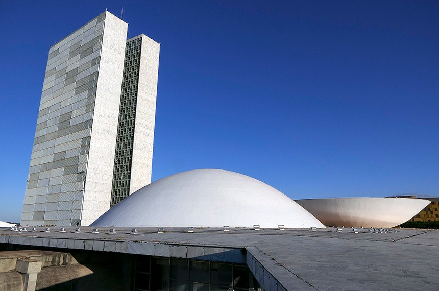 Lei do Impeachment será atualizada por comissão do Senado