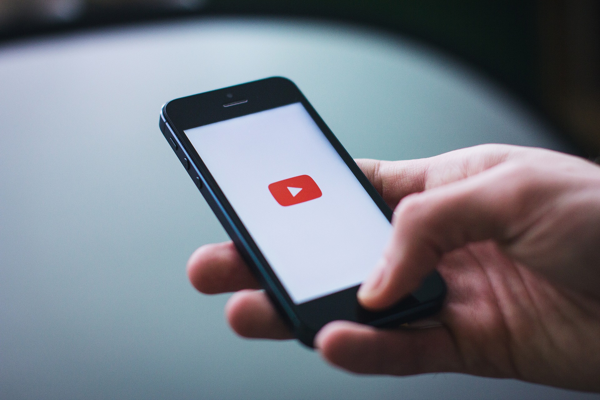 YouTube vai remover vídeos com fake news sobre eleições de 2018