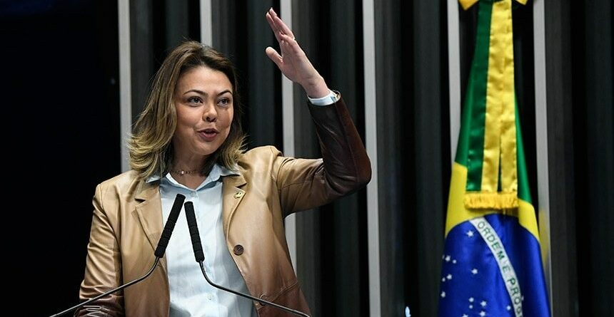 senadoras, punicao, assassinos, ianomami