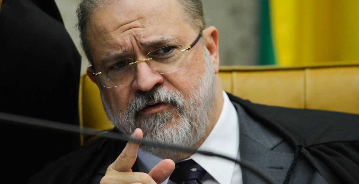 stj, acao, aras, jornalista