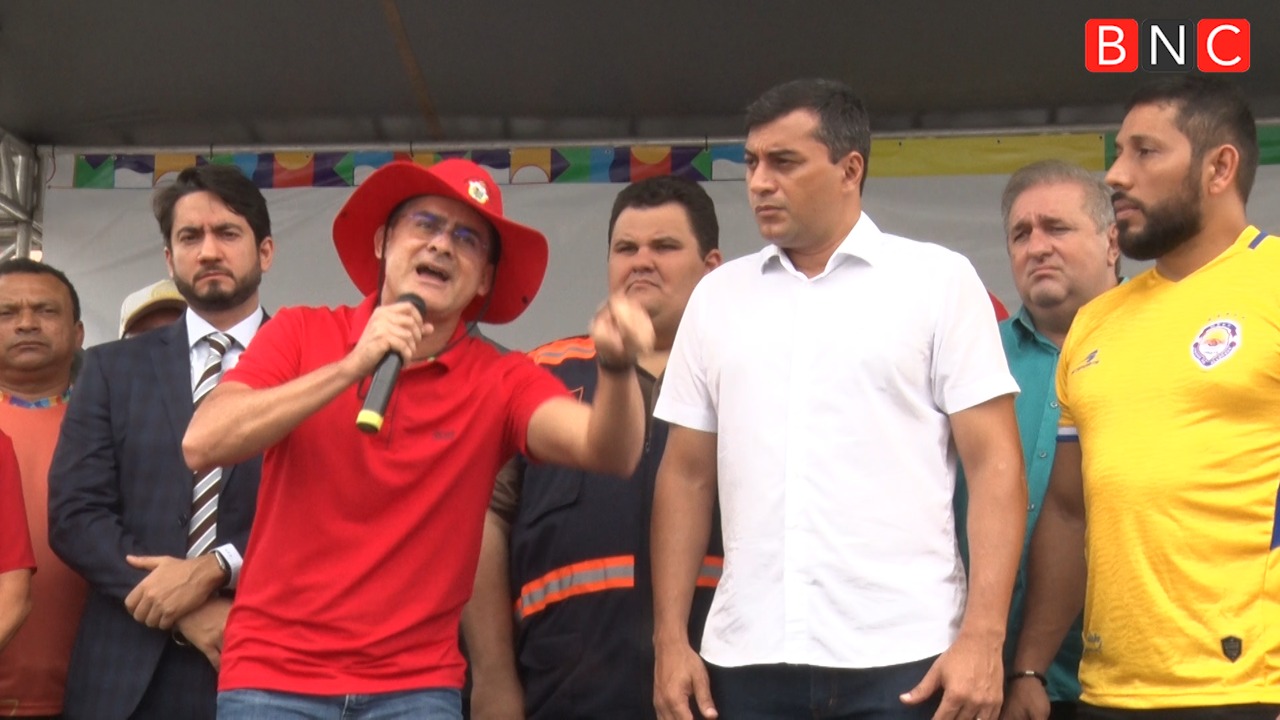 DAVID ESCALADA CONTRA BOLSONARO EM MANAUS