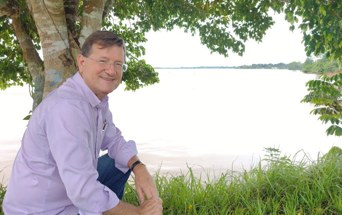 Deputado federal José Ricardo no rio Madeira