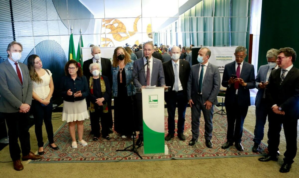 ufam, bloquear, verbas, universidades