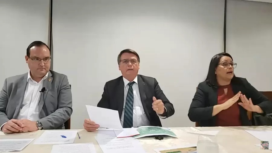 Bolsonaro e Funai devem explicar ao STF política anti-indígena na Amazônia