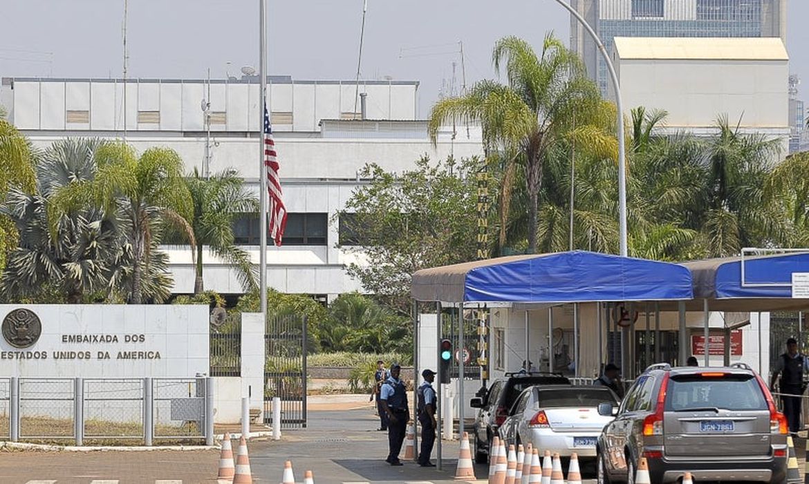 Estados Unidos contrariam Bolsonaro e dão aval à urna brasileira