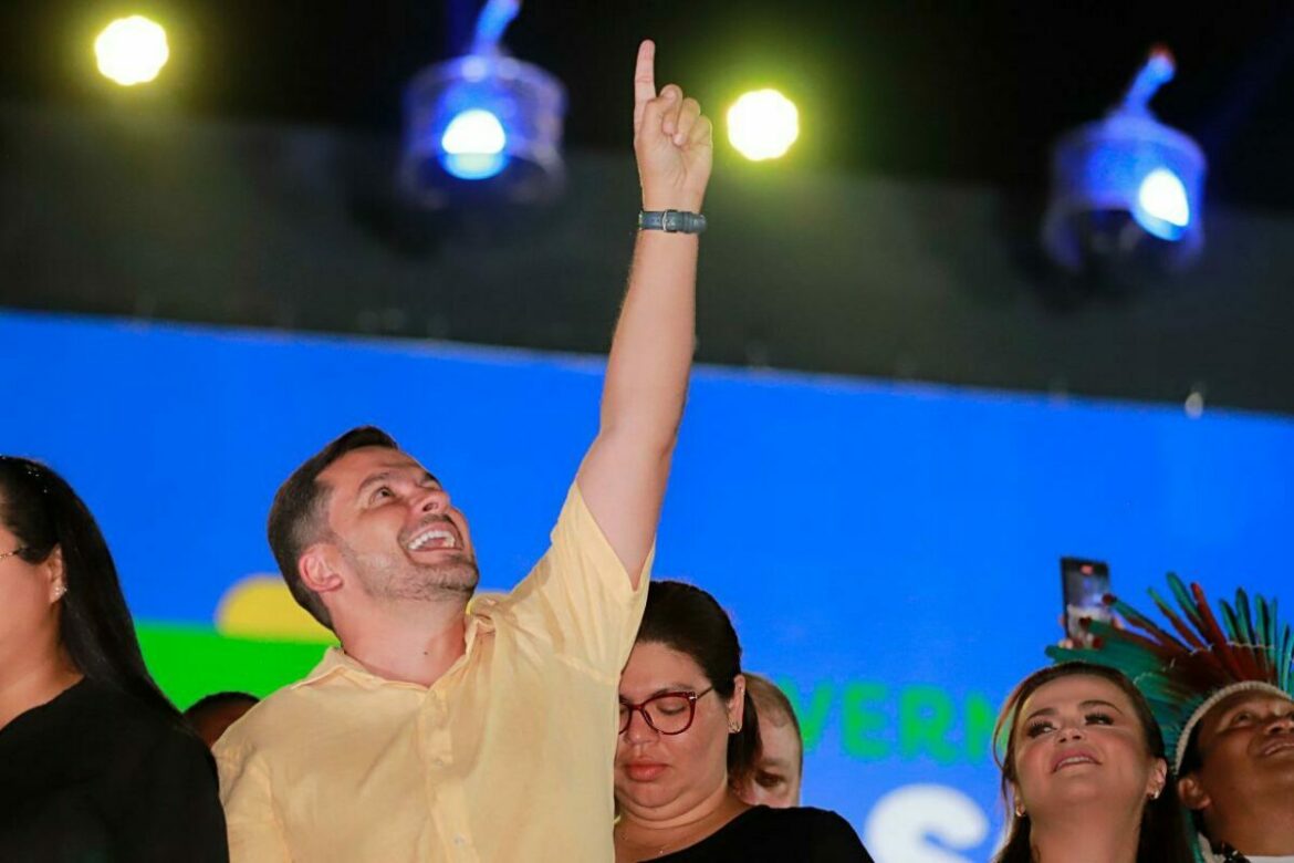 Alberto Neto oficializa candidatura à reeleição a deputado federal
