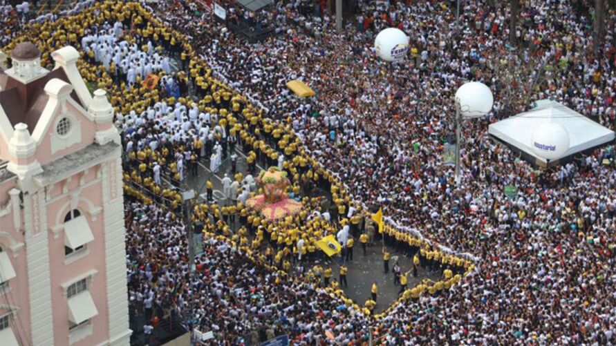 Após 2 anos, volta do Círio reúne mais de 2,5 milhões de pessoas