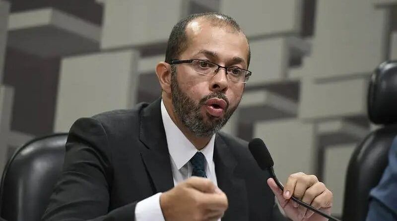 conselho, investiga, pesquisa