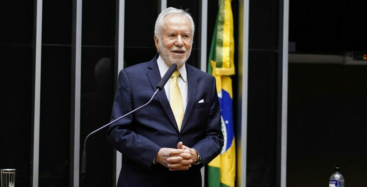 alexandre, garcia, tratamento, precoce