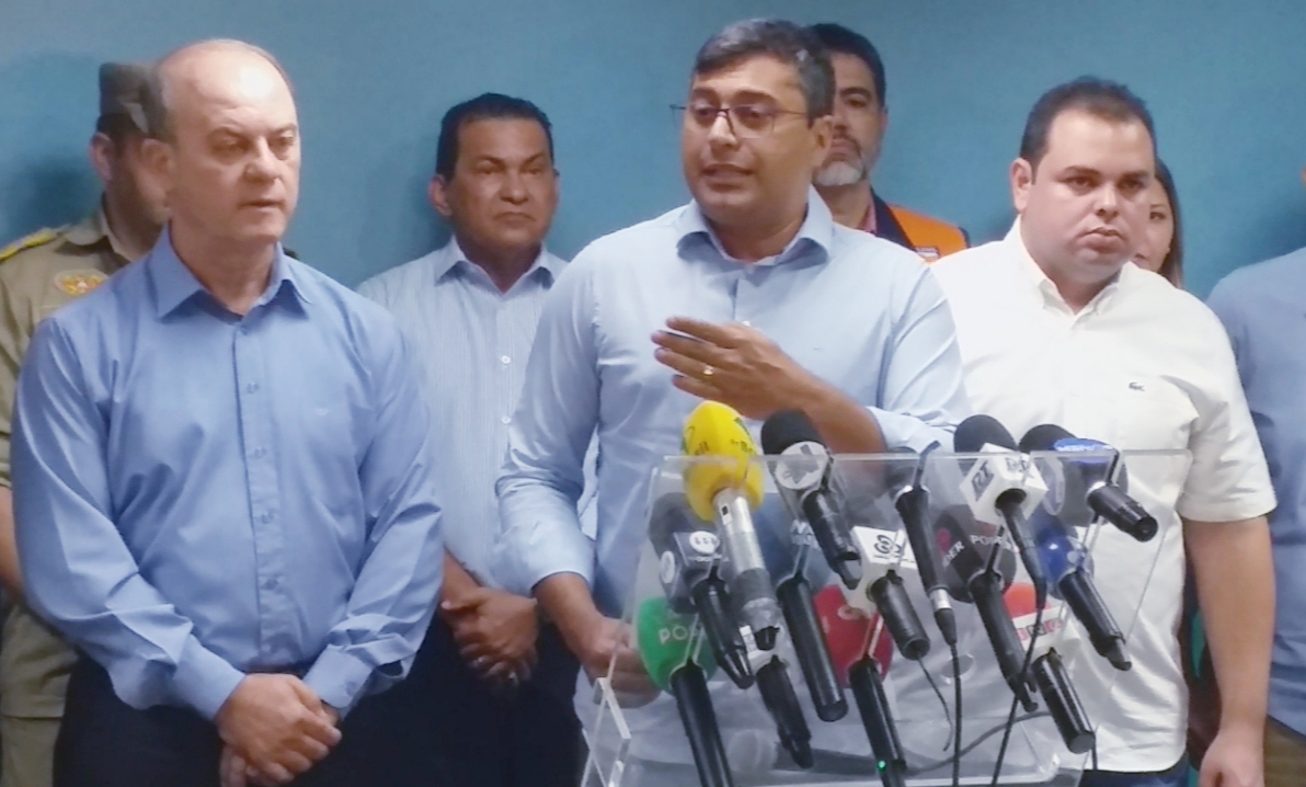 O governador Wilson Lima (União Brasil) disse hoje (10) que nos próximos anos fazer um aporte de R$ 500 milhões para o governo federal a recuperação da BR-319.