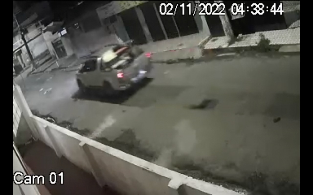 Atentado a tiros Muro do Lula
