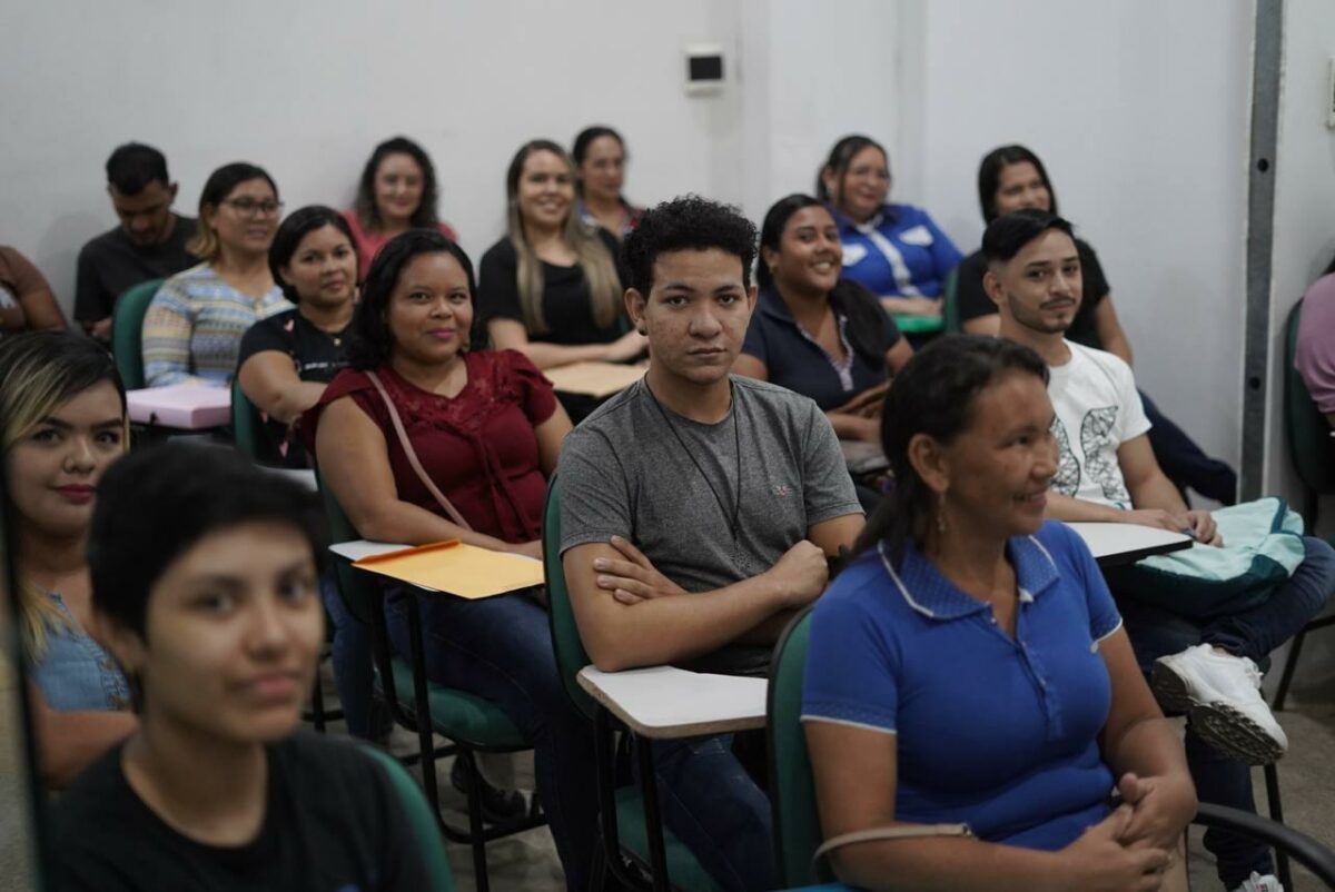 Governo oferece 2,1 mil vagas para cursos gratuitos de qualificação no AM