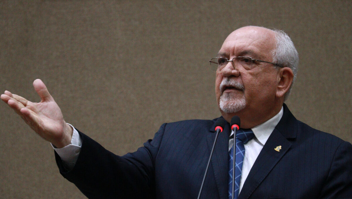 Wallace Oliveira deixa a base de David na CMM