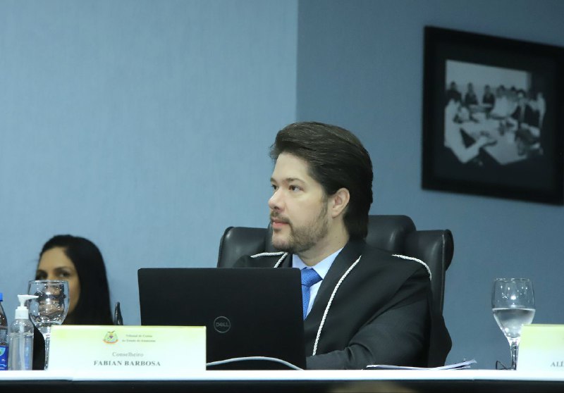 Conselheiro do TCE-AM breca licitação da Sepror para corrigir falha