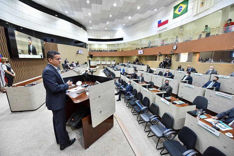 David Almeida vai prometer hoje uma Manaus três vezes melhor