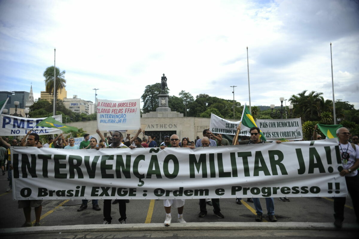 MPF diz que manifestação não pode ameaçar o Estado de Direito