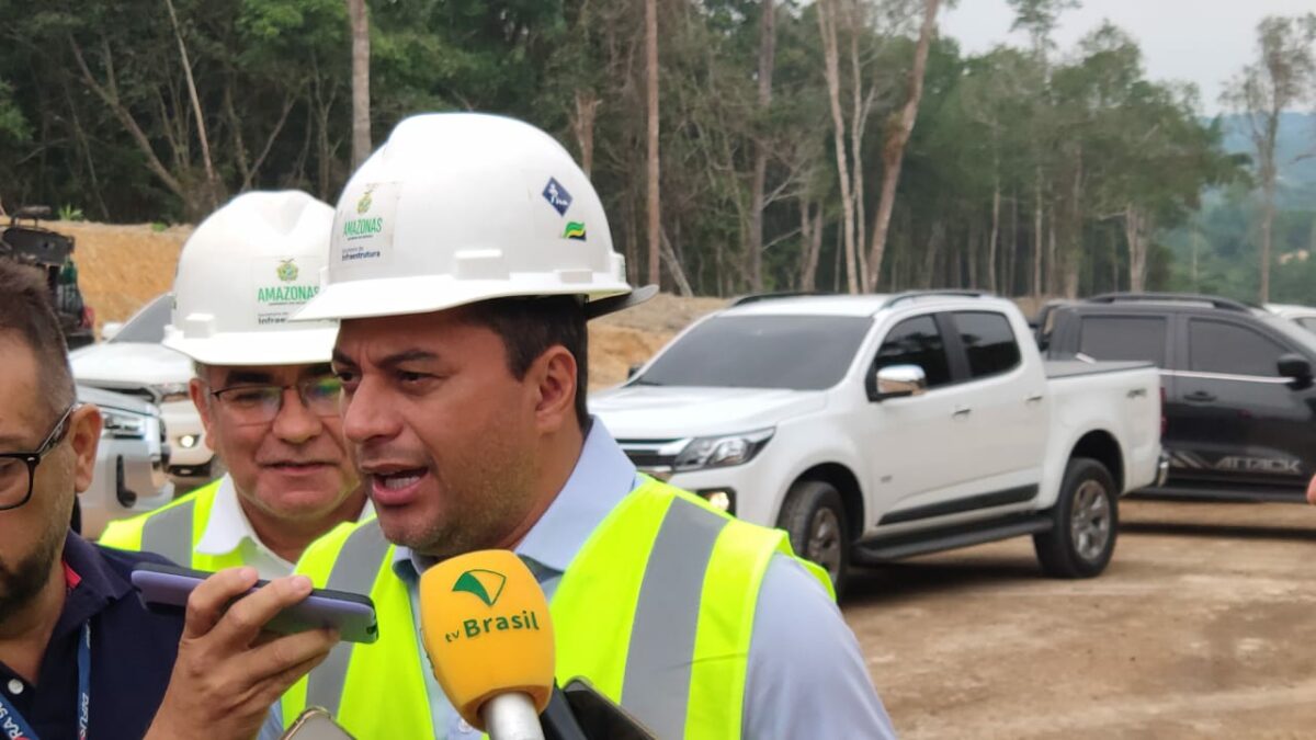 Wilson Lima vistoria avanço da obra do Anel Viário Leste