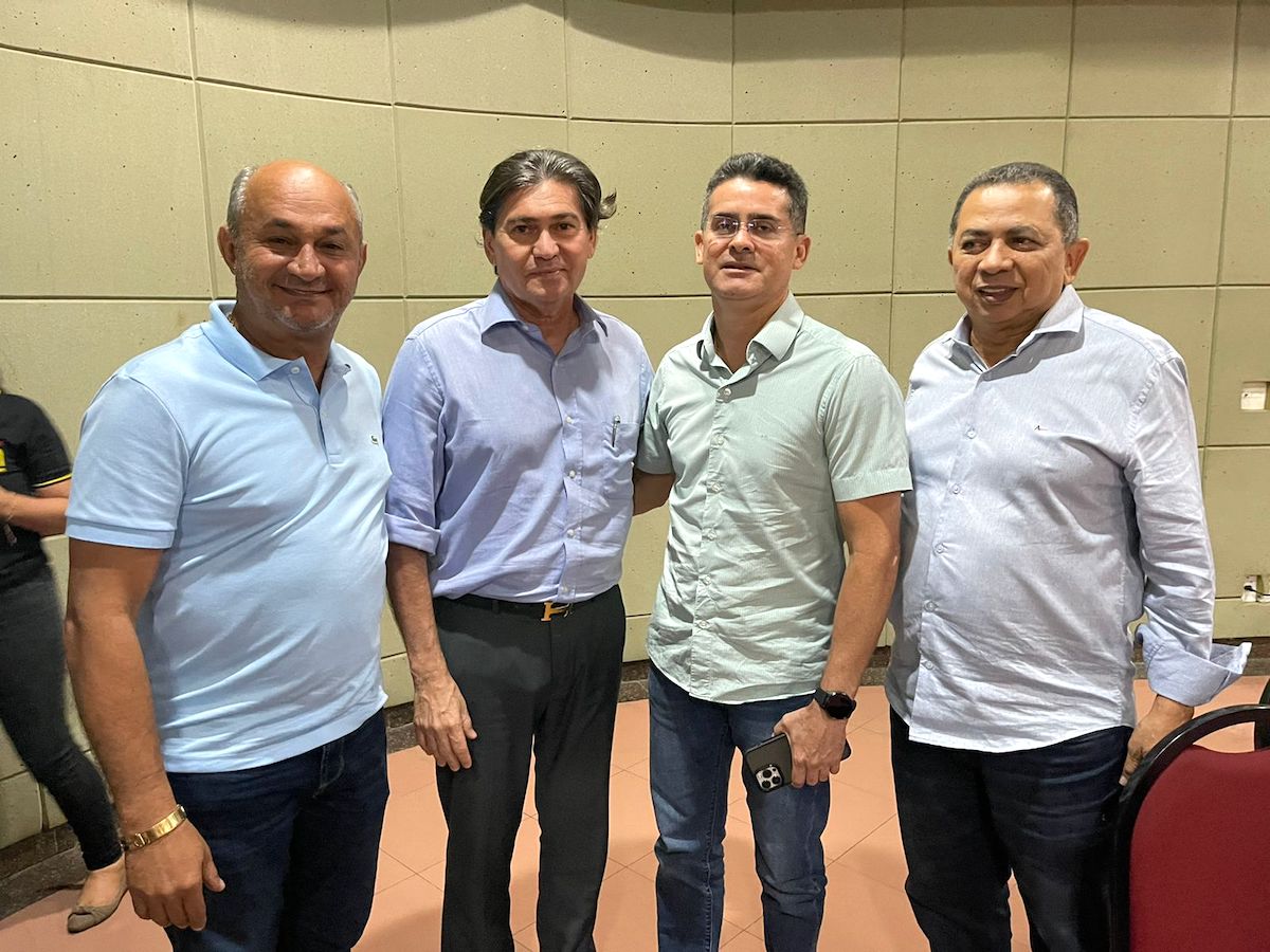 Prefeito de Wilson tomam AAM de Braga