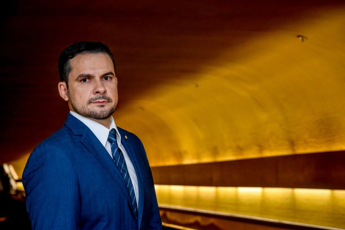 Deputado faz balanço da atuação voltada ao polo industrial da ZFM  