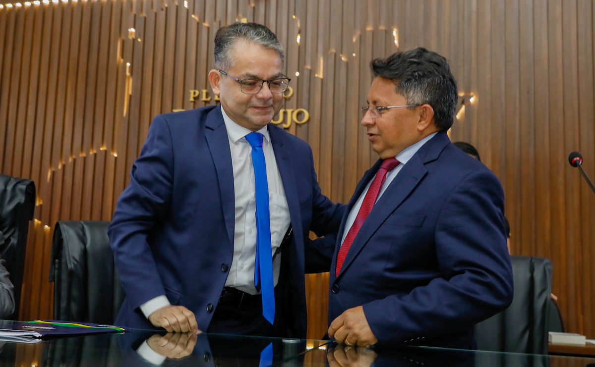 Juliano Valente e Sinésio Campos