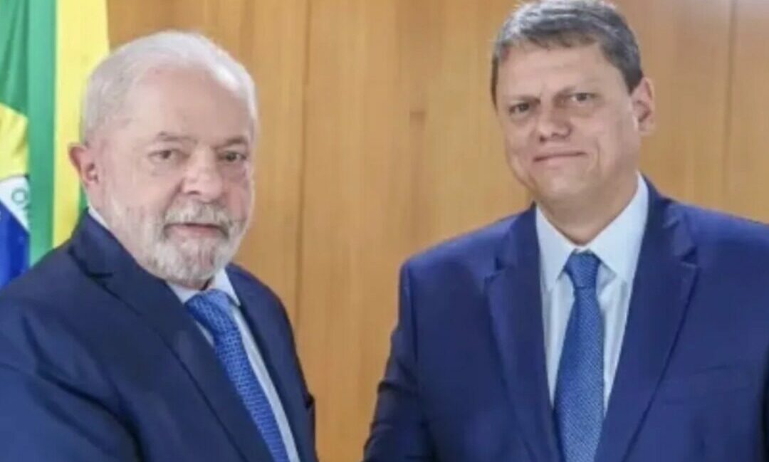 Lula e Tarcísio de Freitas