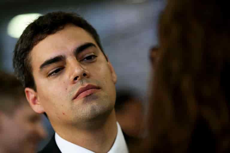 Deputado propõe na Câmara fim do diploma de 33 profissões; veja