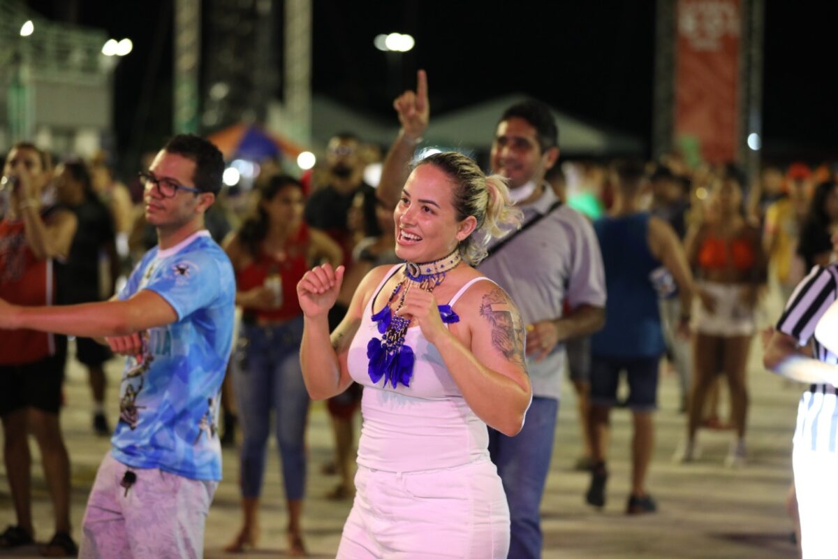 Carnaboi garante folia no fim de semana, no sambódromo de Manaus