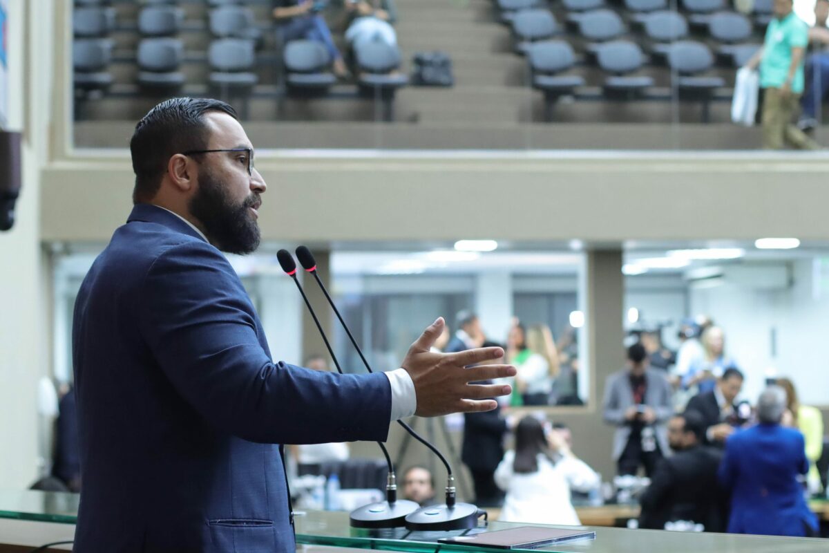 Deputado destaca esforço de Átila Lins pelo potássio no Amazonas