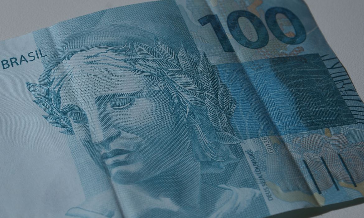 Fique de olho! Derrame de dinheiro fake está rolando em Manaus