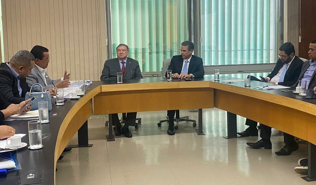 Amazonas terá programa Pescador Legal, anuncia Átila Lins