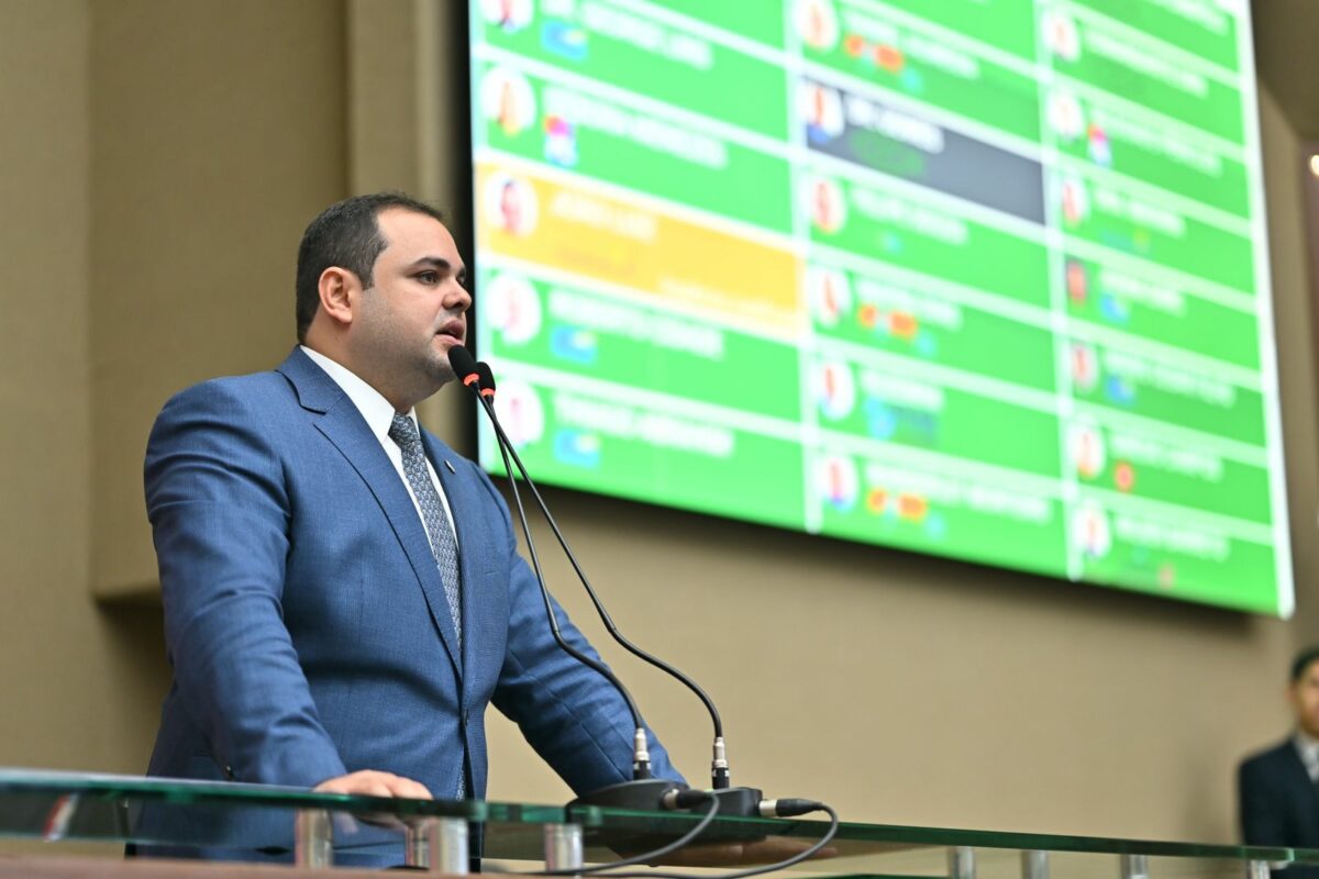 Presidente da ALE-AM quer ação conjunta contra violência na escola