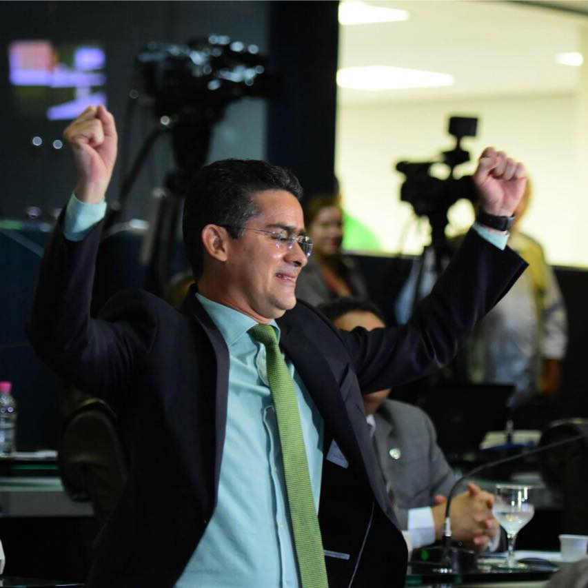 Pesquisa Projeta também aponta largada na frente de David Almeida