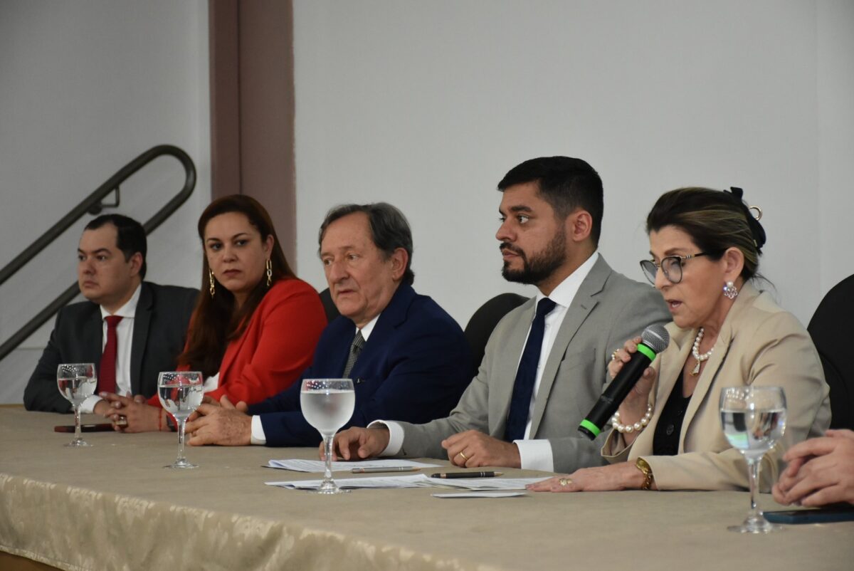 UEA e escola do TJ-AM fazem parceria para cursos de especialização