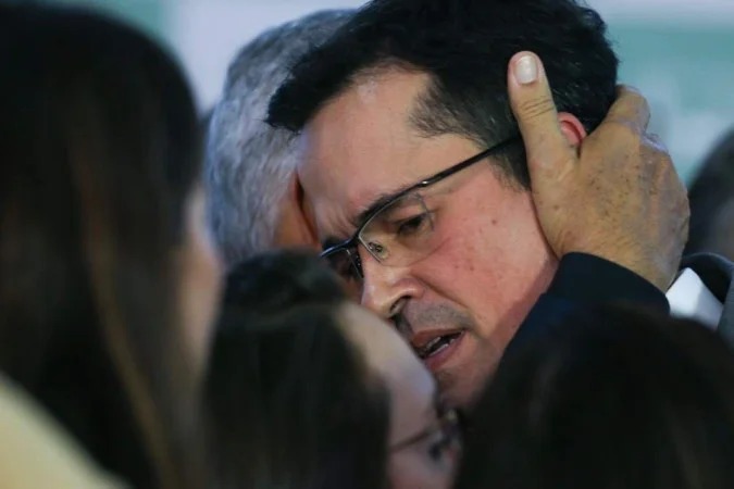 À deriva e só, Dallagnol acusa que 7 a 0 no TSE foi combinado