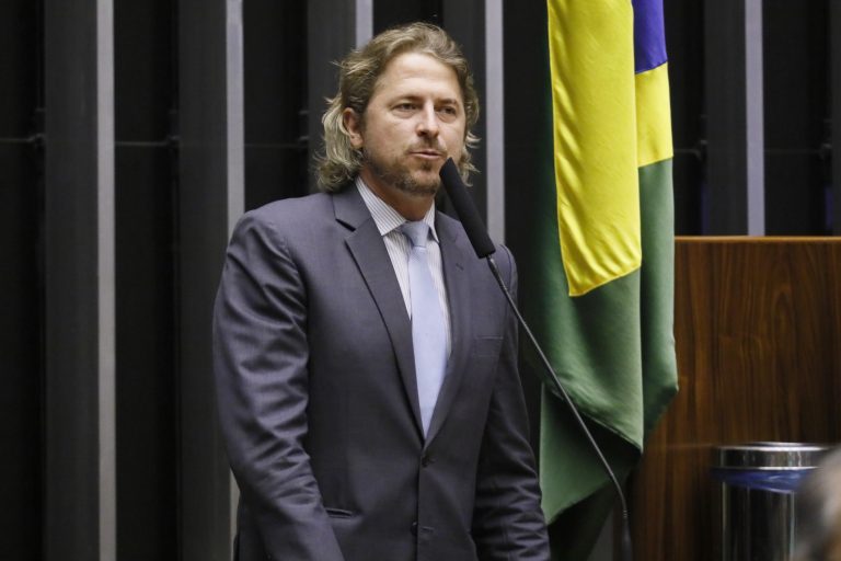 deputado Zeca Dirceu (PR)