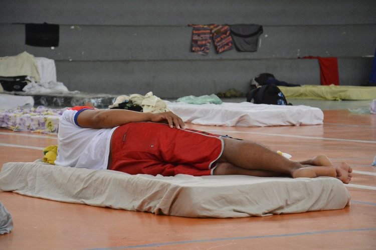 Pós pandemia tem explosão de pessoas sobrevivendo nas ruas de Manaus