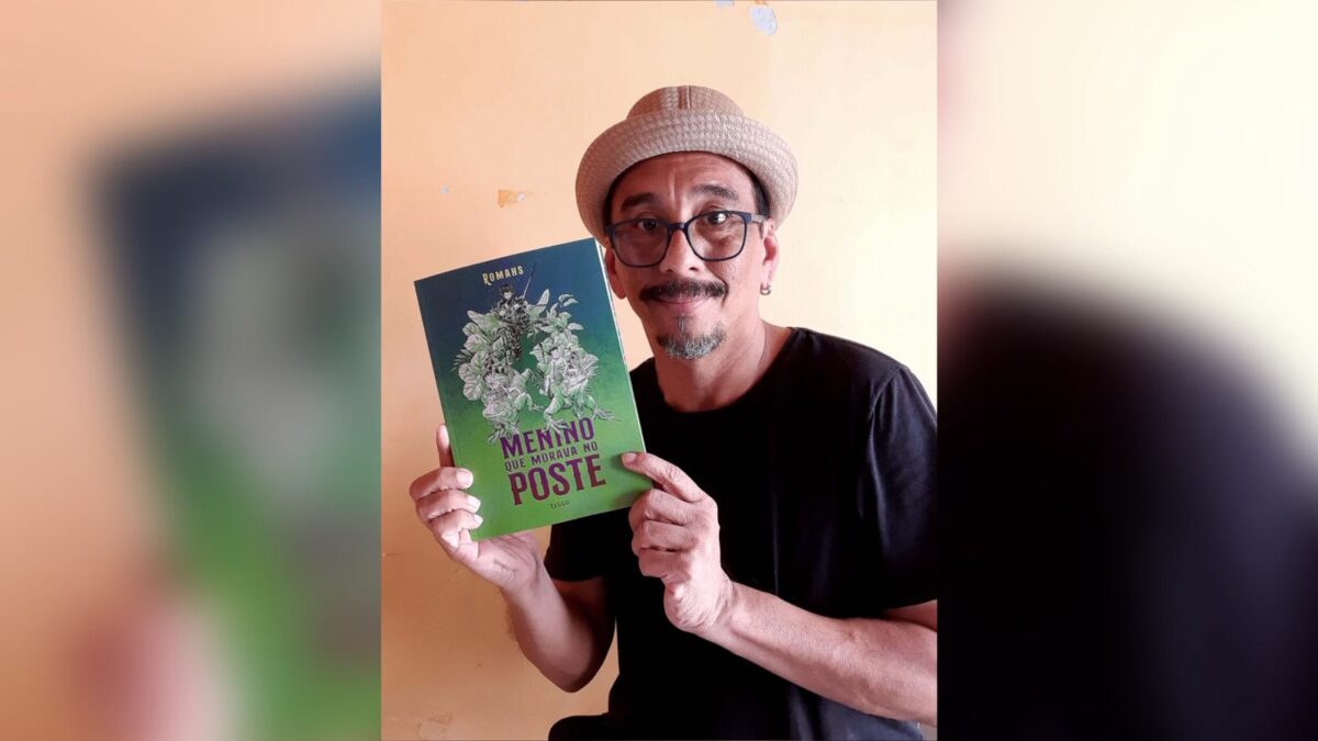 Romahs lança livro ‘O menino que morava no poste’ com exposição