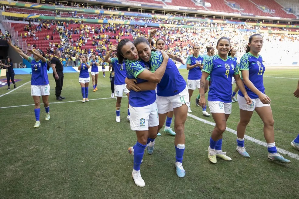 Copa: servidores federais terão ponto facultativo em jogos da Seleção feminina