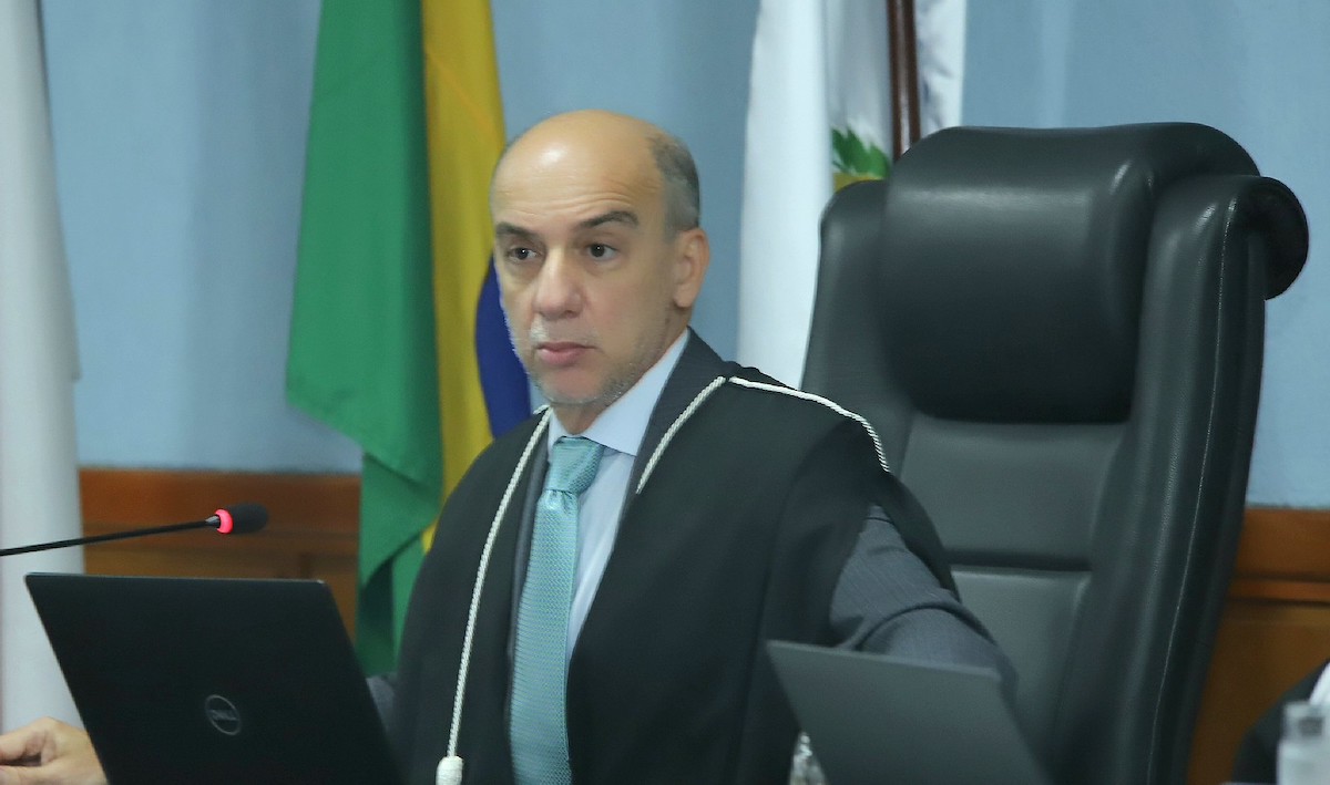 Érico Desterro presidente do TCE-AM