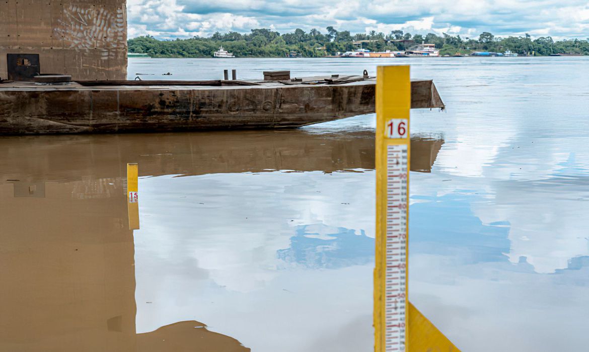 Rio Madeira, importante para Amazonas, pode ficar com 2,2 m de água