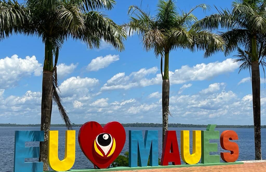 Maués