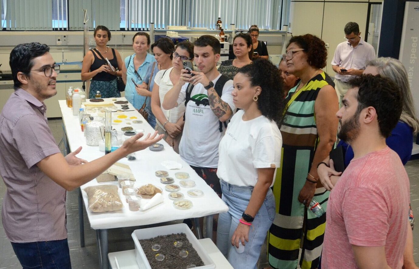 Jornalistas do Sul e Sudeste conhecem Centro de Bionegócios da Amazônia