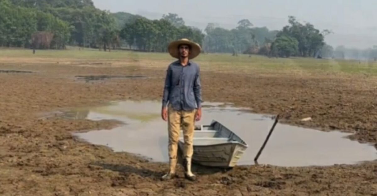 Agenor, da capivara ‘Filó’, mostra drama da estiagem no Amazonas