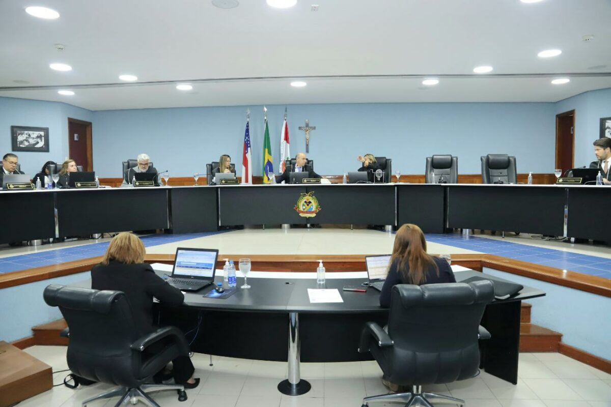 Suficientemente desmoralizado, TCE-AM reúne amanhã
