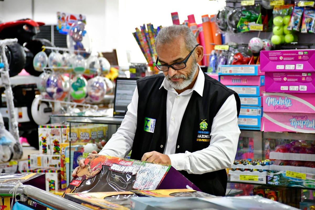 Operação Criança Segura fiscaliza 10 mil brinquedos em Manaus